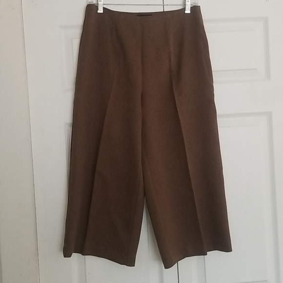 Wide Leg Pants Suit (8) - Picture 4 of 7